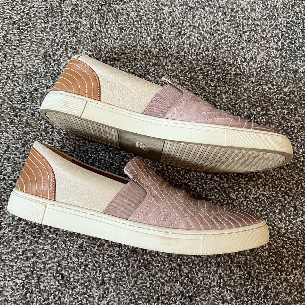 FRYE Lilac Tan Cream Leather IVY Stitch size 9 Slip On Loafers